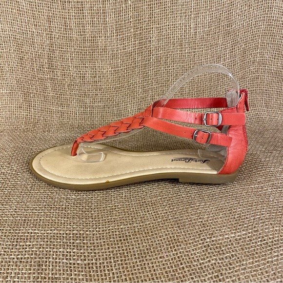 Lucky Brand Sandals Thong Flats Zip Size 8 - Picture 2 of 10